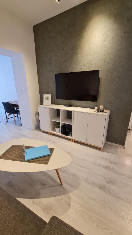 Apartment Near Congress Centre I. Prag Dış mekan fotoğraf