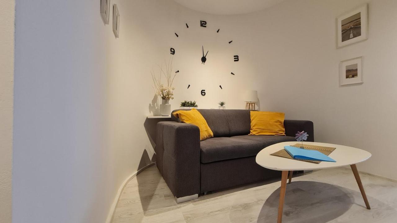 Apartment Near Congress Centre I. Prag Dış mekan fotoğraf